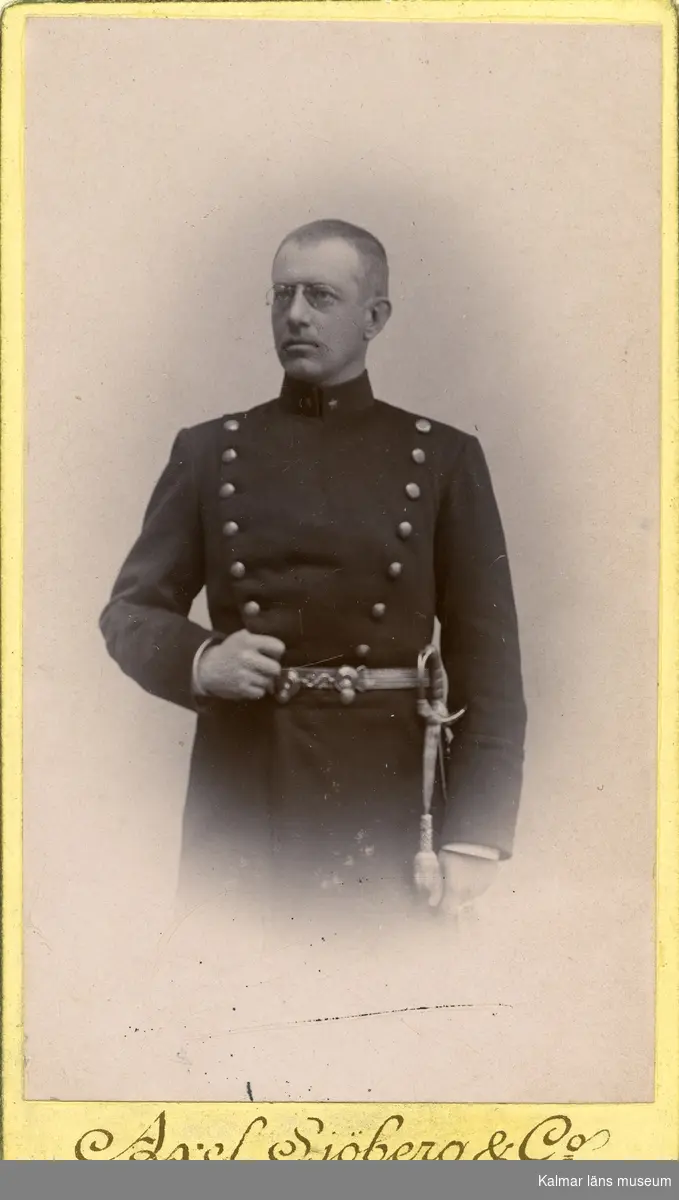Otto Stålhammar, sedermera major.
 Foto: Axel Sjöberg & Co, Karlsborg.