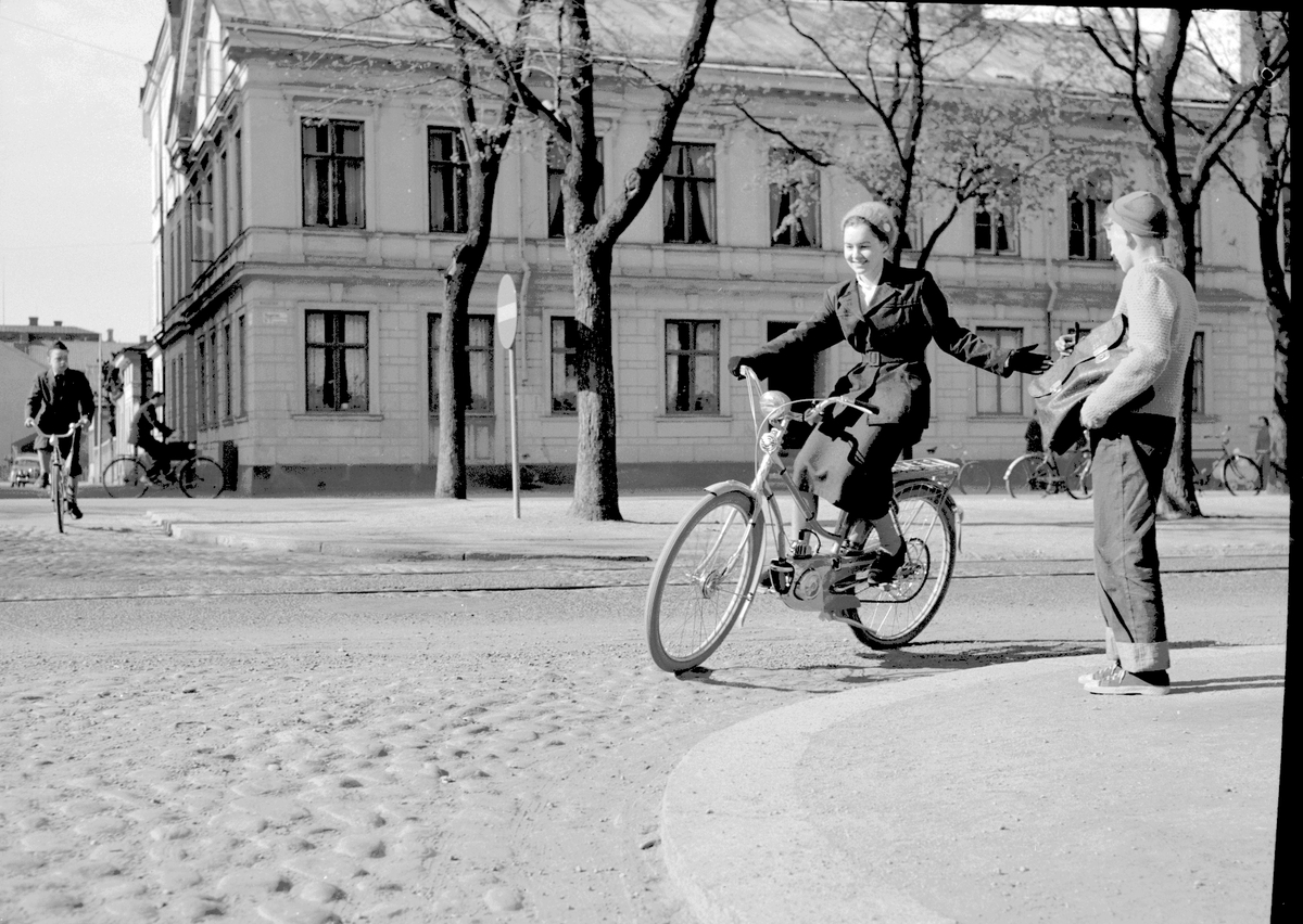 Mopedåkerska, Ingrid Salander. 12 maj 1953.