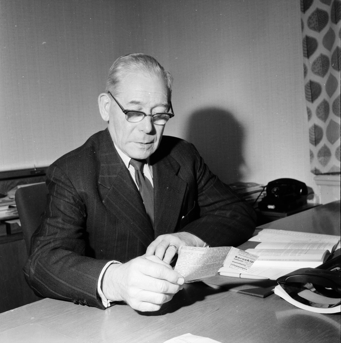 Albert Sjöberg barnavårdsassistent.
20/1 1961