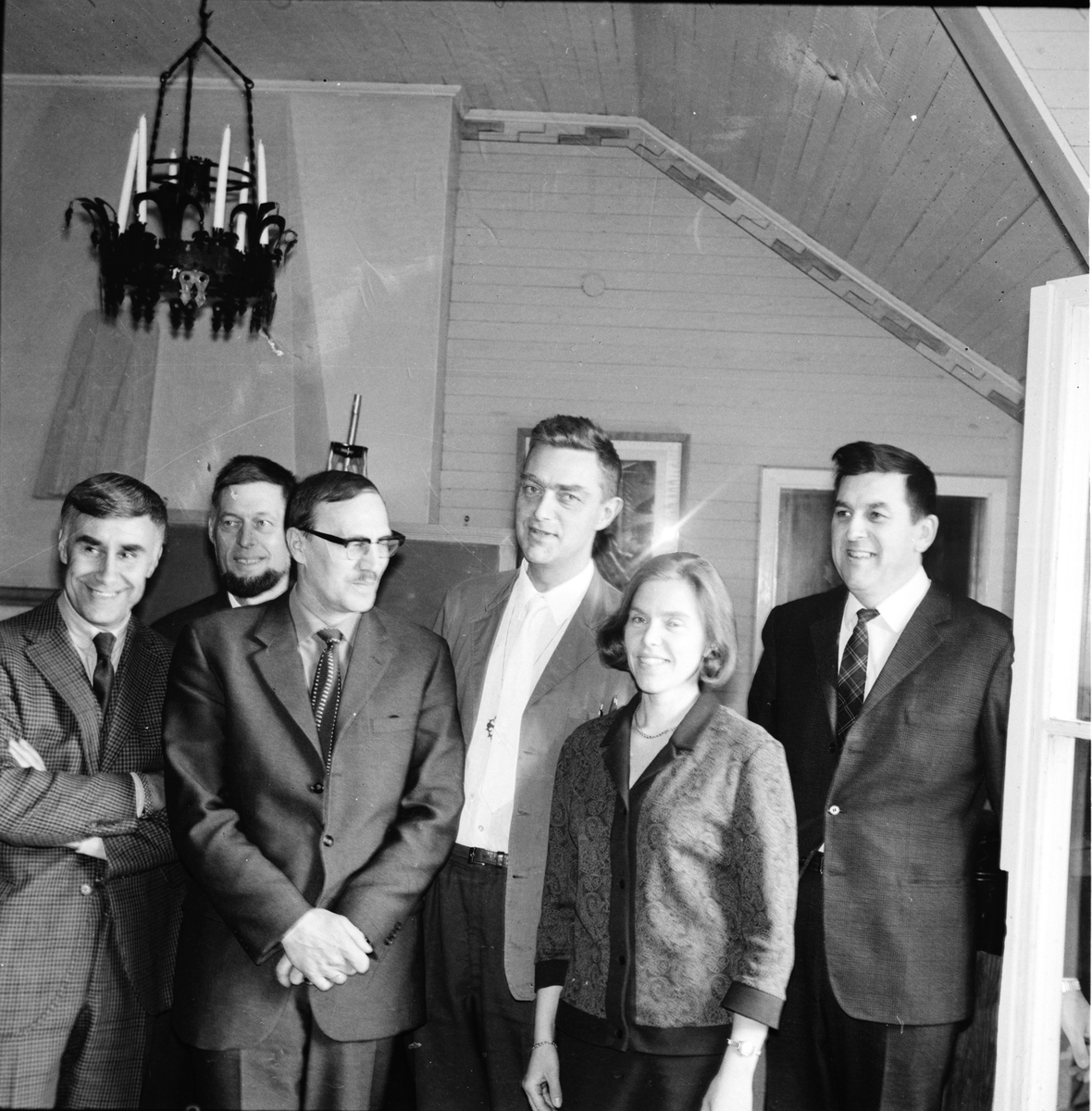 Stiftsgården,
Yrkesvalslärare och prya i kyrkan,
April 1969