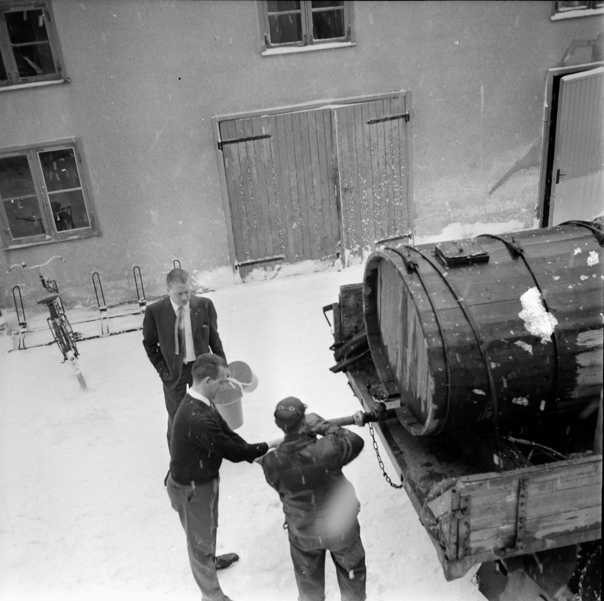 Snöskottare på Bollnäs bangård.
29/3-1966