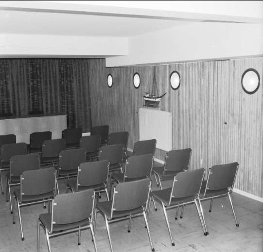 Invigning av Skövde Sparbanks nya lokaler på Kungsgatan, 1964. Endast neg finns.