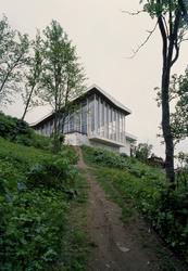 Alfheim samfunnshus og svømmehall [Fotografi]