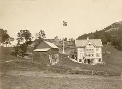 Dette bildet har sammenheng med to slekter i Molde, Fræna og