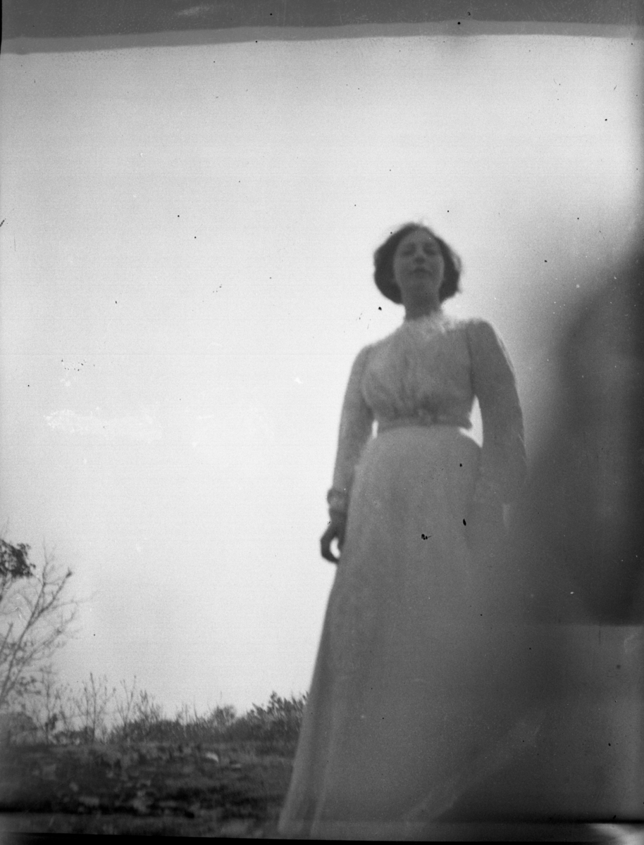 Rikard Berges fotoarkiv. Portretter, landskap, folkeliv. Bilde nr. 8.

Fotografier tatt av Rikard Berge. 642 nummer. Samlingen består av negativer bladfilm. Motivene er ført inn i egen protokoll av Berge. Protokollen har tittel "Bilæt-emne"