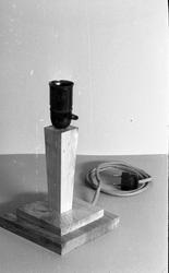 Lærer B. Landrøes modeller, lampe.