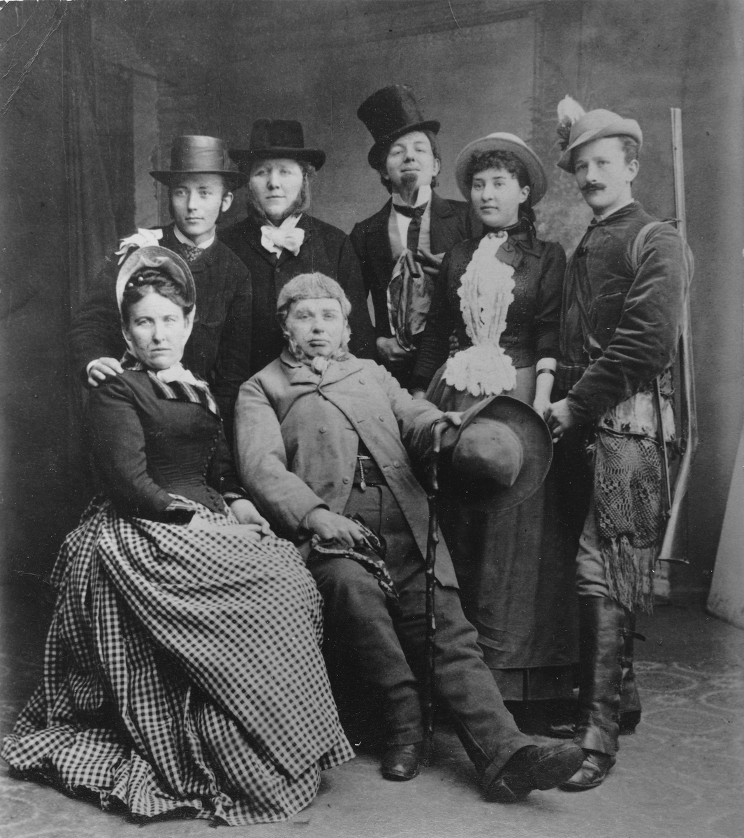 Amatørskuespillere i Aalesund i 1888.