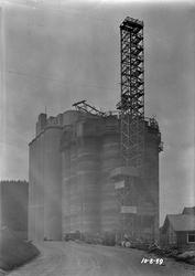 Tilbygg på kornsilo i Buvika