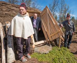 Åpning av Daniel Mortensons vinterboplass ved Kjerran på Val