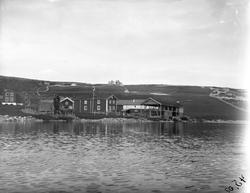 hus, gårdsbruk, bebyggelse