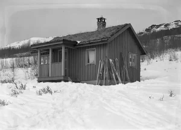 Hytte Med Torvtak - Kraftmuseet / DigitaltMuseum