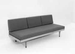 Kombinasjonsmøbel. Langbenk.