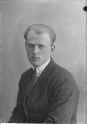 Portrett av Kristian Solheim