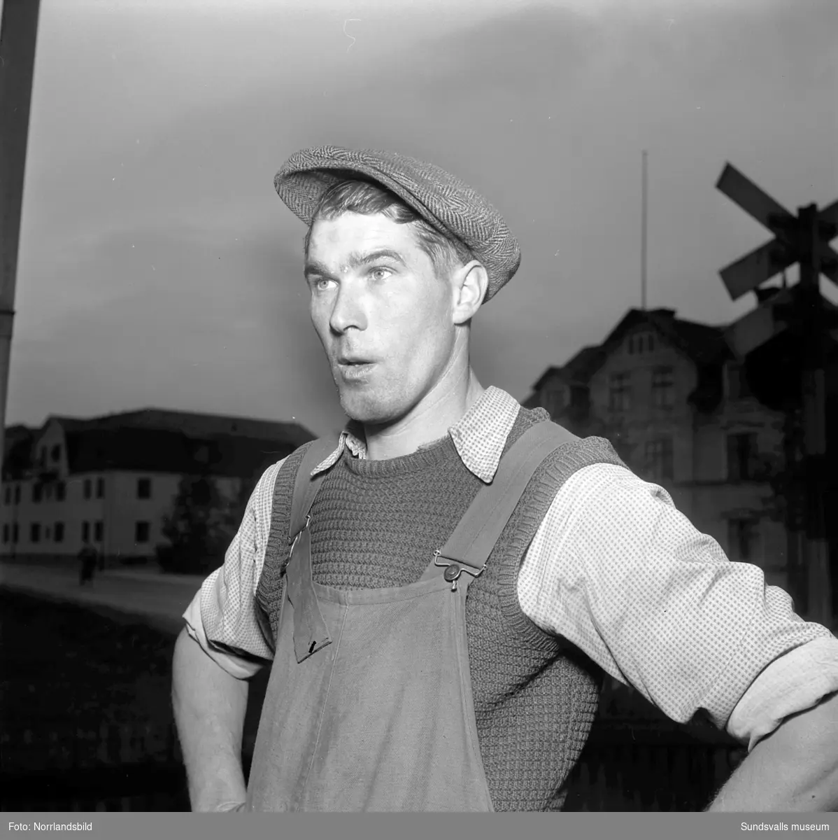 N.G. Thorén, banarbetare, Wärsta Njurunda. Räddades vid Armasjärvi-olyckan 24/10 1940. Tio år efter olyckan gjorde Expressen en enkät bland överlevarna.