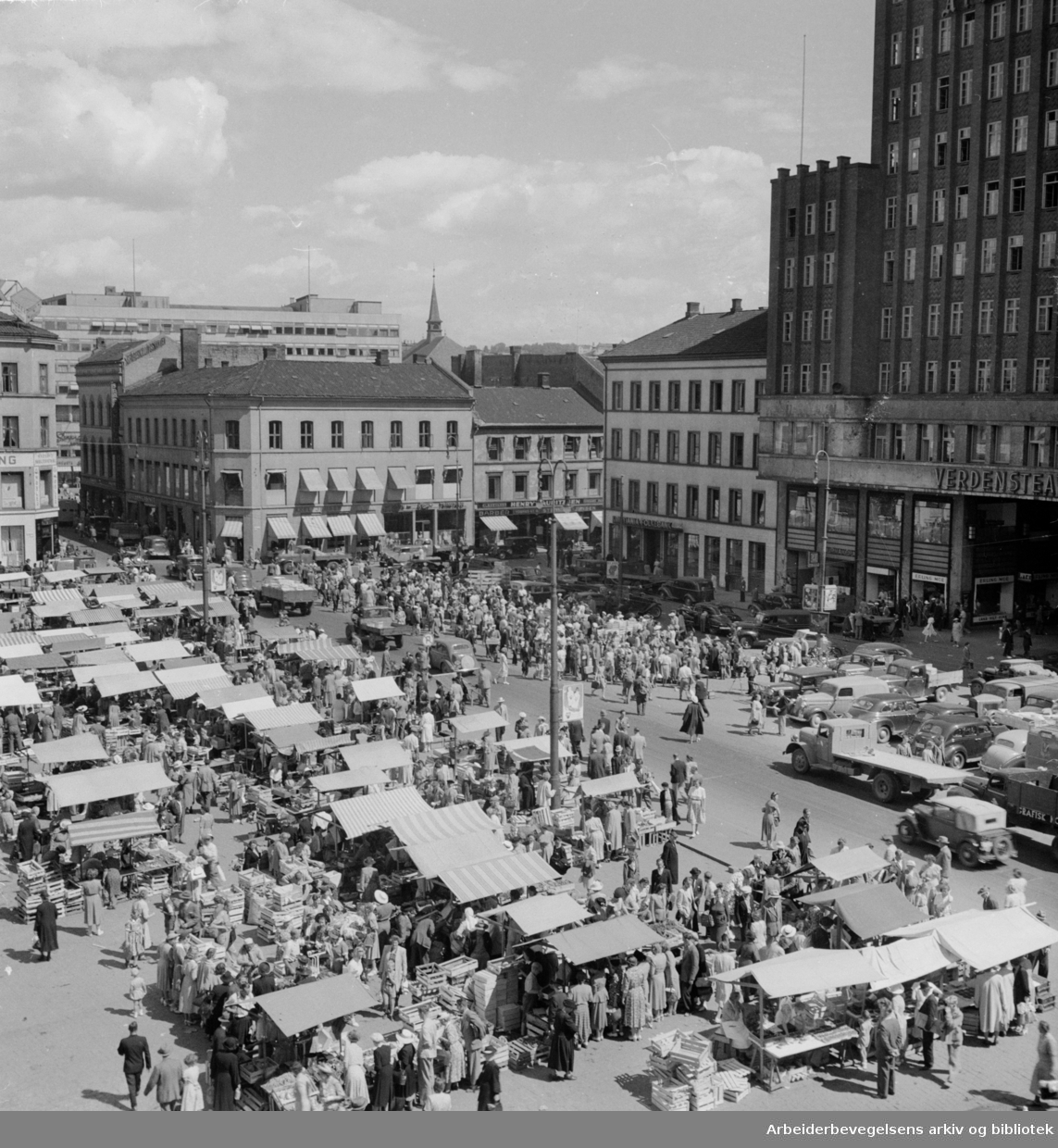 Youngstorget. August 1947