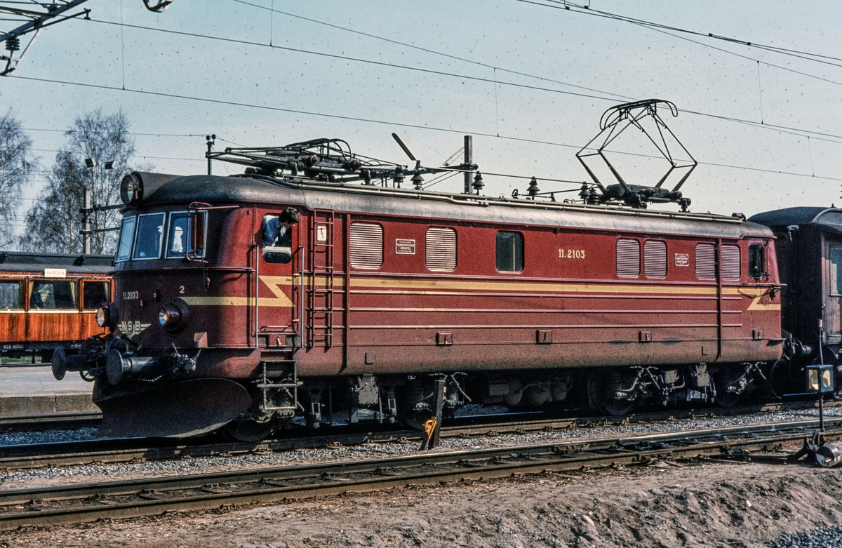 Elektrisk lokomotiv type El 11 2103.