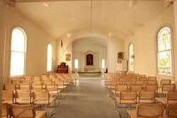 Interiør i kirken ved Norsk utvandrermuseum