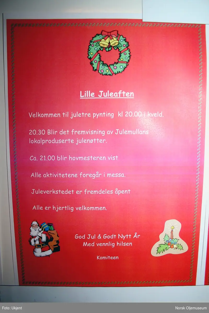 Oppslag med aktiviteter som skjer i spisesalen på Draugen lille julaften 2010.