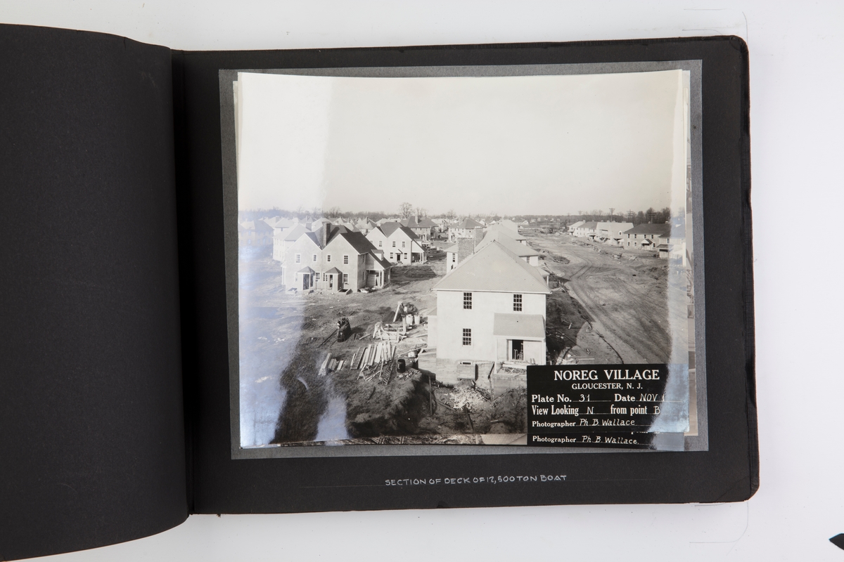 Fotoalbum med fotografier fra skipsverftet Pusey & Jones Co., Gloucester yard. President: Christoffer Hannevig