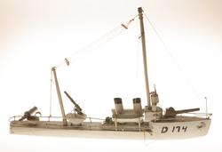 Modellbåt