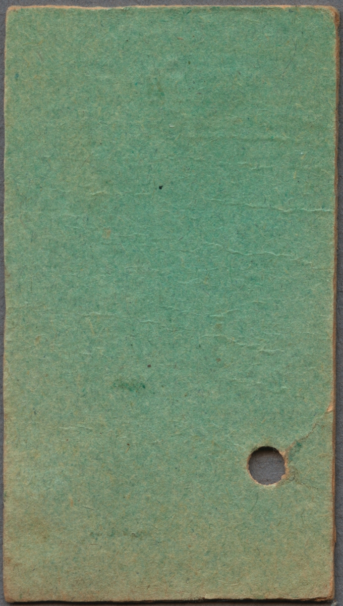 Grön Edmonsonsk biljett med tryckt text i svart:
"Får icke överlåtas.
2:a klass Tur- o. retur Wikmansh:n SÄTER.
Gäller 4 dagar f. o. m.  afstämplingsdagen Kr. 0,85.". 
Den översta texten är understruken med en vågad linje. Ett diagonalt streck avdelar biljetten i nederkant, där ett stort inramat "T" står på vänster sida och ett inramat "R" på den högra sidan. Längst ner återfinns sträckan samt biljettnumret "159". Det finns ett hål efter biljettång. Biljetten har blekts efter fuktskada.