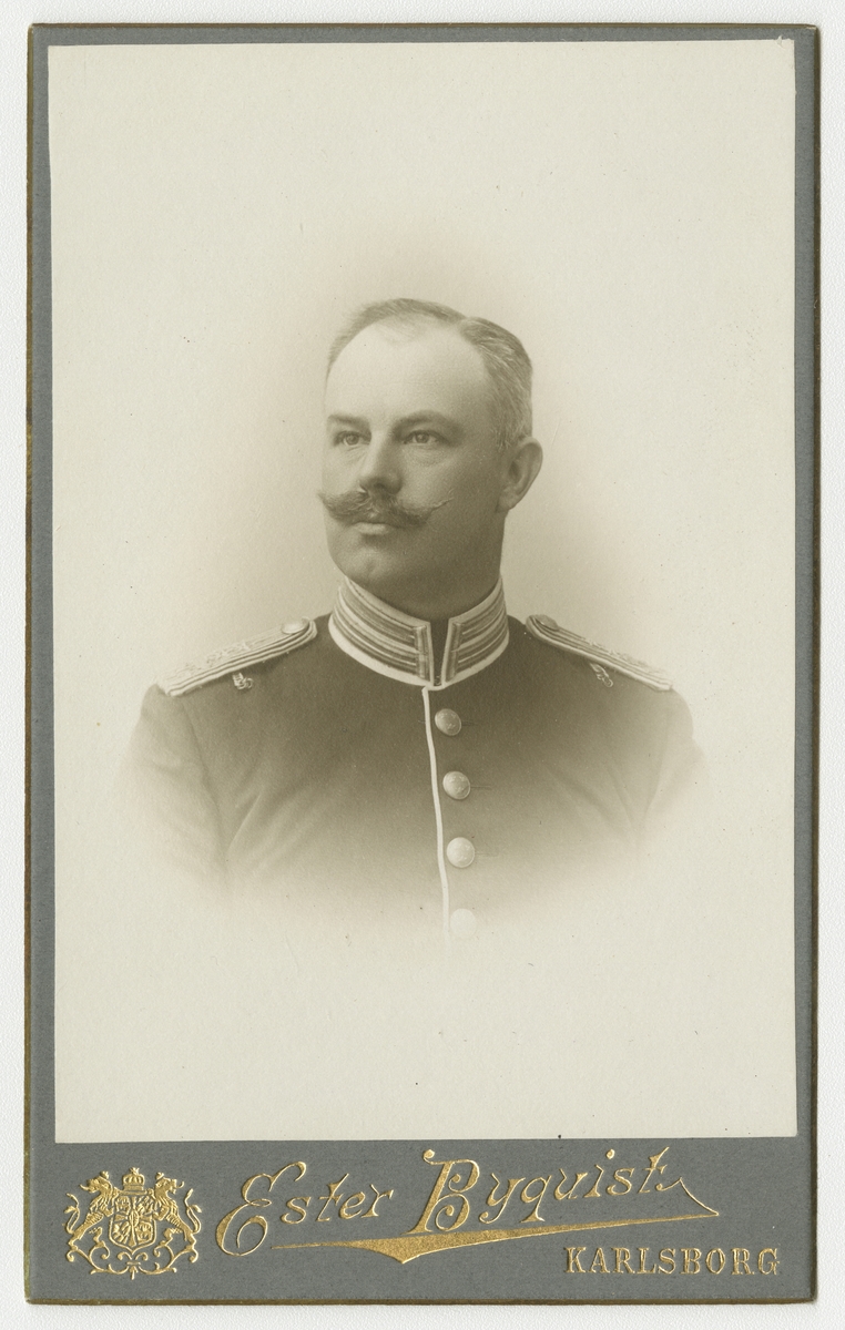 Porträtt av Carl Gustaf David von Schulzenheim, kapten vid Livregementet till fot I 3.