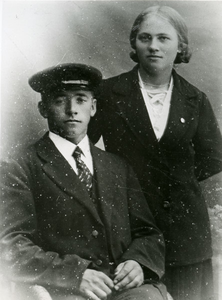 Arthur Severin Steffensen og hustru Aslaug Kamilla Reinholdtsen fra Øksnes.