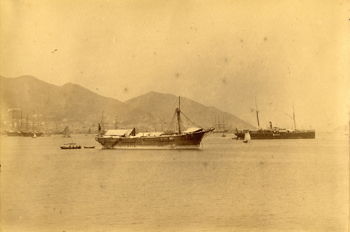 Bark 'Constantin', - etter havari utenfor Hong Kong mellom 1860-1864.