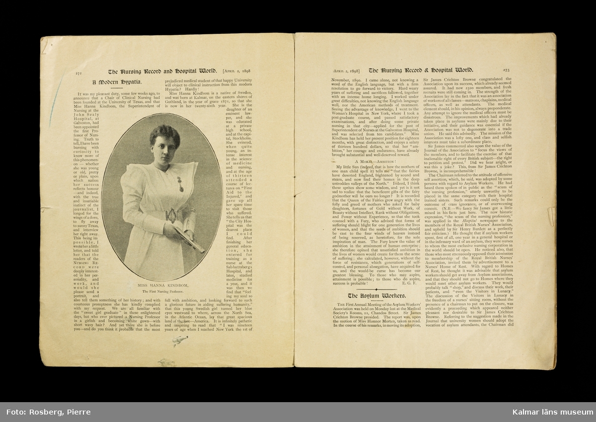 KLM 22440:8 Bok, tidning, av papper. Innehåller artiklar skrivna om doktor Hanna Kindbom, läkare i USA, född i Kalmar 1871,