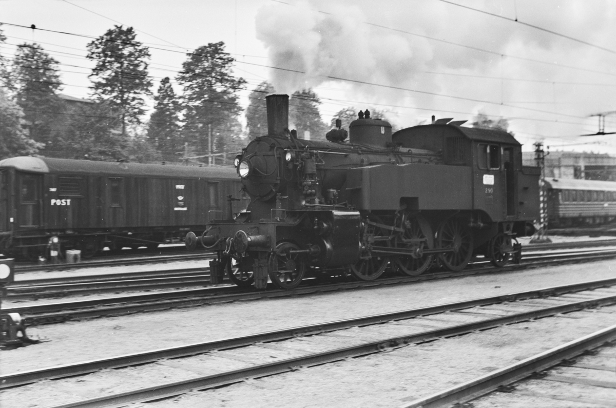 Damplokomotiv type 32a nr. 290 i Lodalen i Oslo.