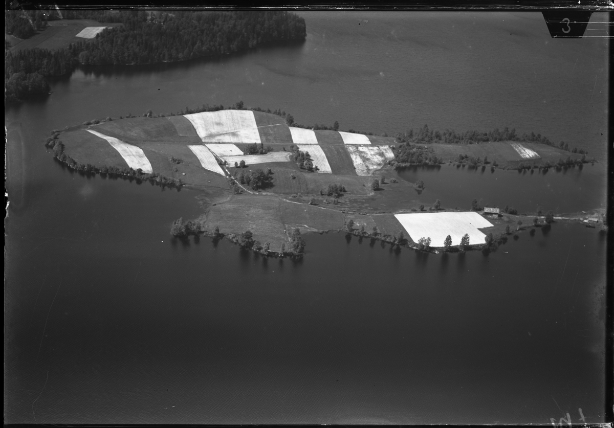 Flygfoto över Storsjön, Baggbron, Skinnskatteberg