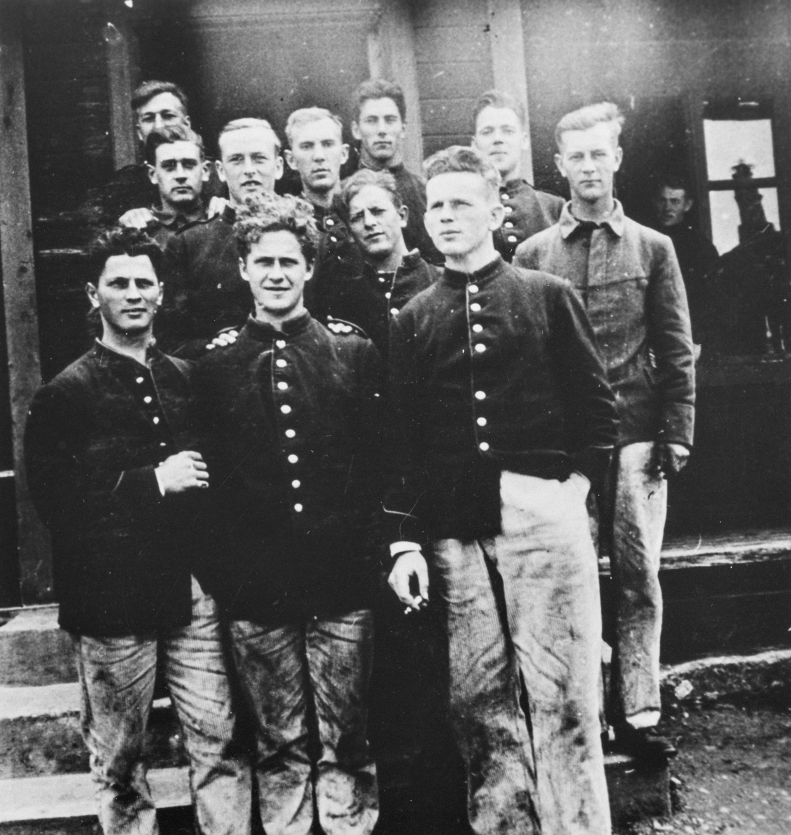 Soldatar ved Bømoen militærleir på Voss