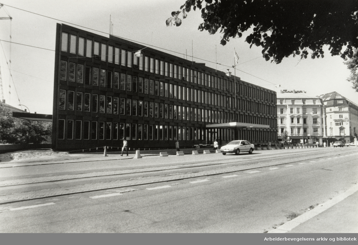 Drammensveien. Den amerikanske ambassade. Juli 1986