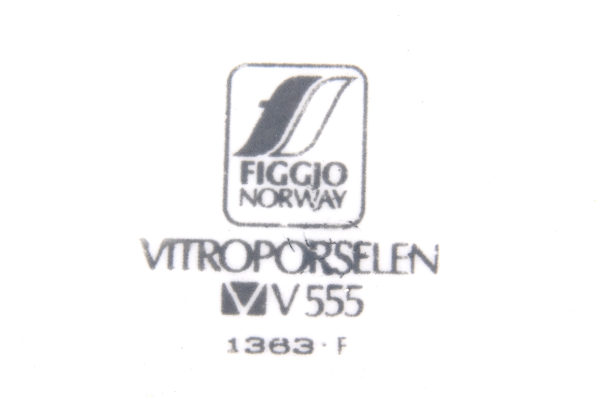 Tallerken med monogrammet til firma Jonas Øglænd AS.