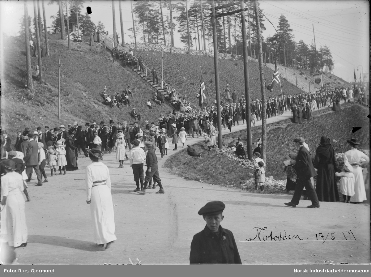 17. mai feiring i Notodden sentrum, 1914