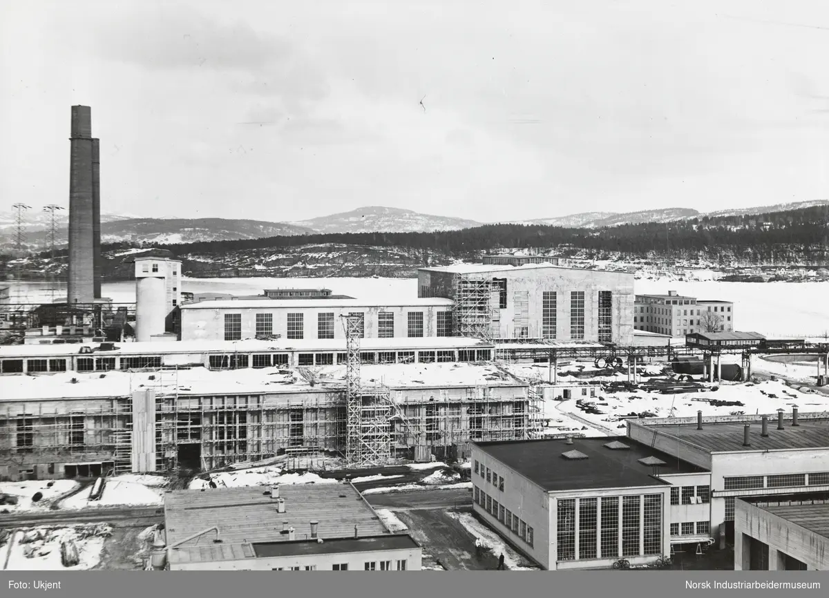 Herøya Elektrokjemiske Fabrikker (HEFA), fabrikkbygninger