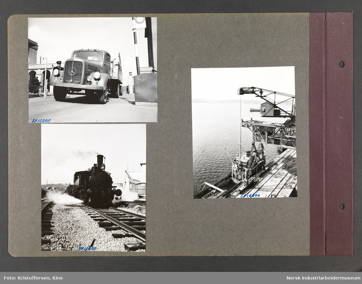 Fotoalbum med 50 sider og 123 innlimte fotografier fra Norsk Hydro på Herøya.