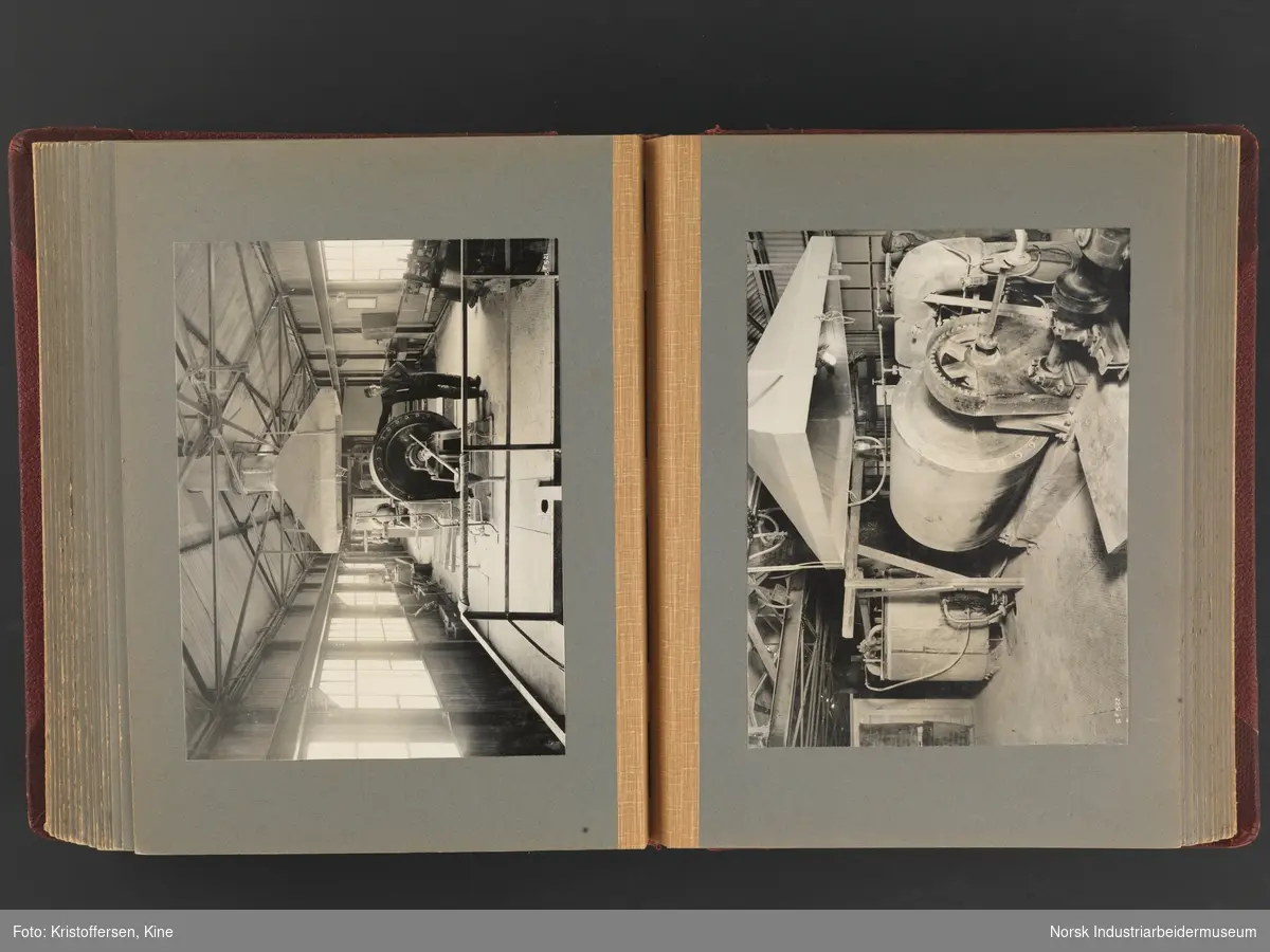 Fotoalbum med 88 sider og 116 innlimte fotografier fra Norsk Hydro på Herøya. Fotografiene viser starten av Eidanger Salpeterfabriker