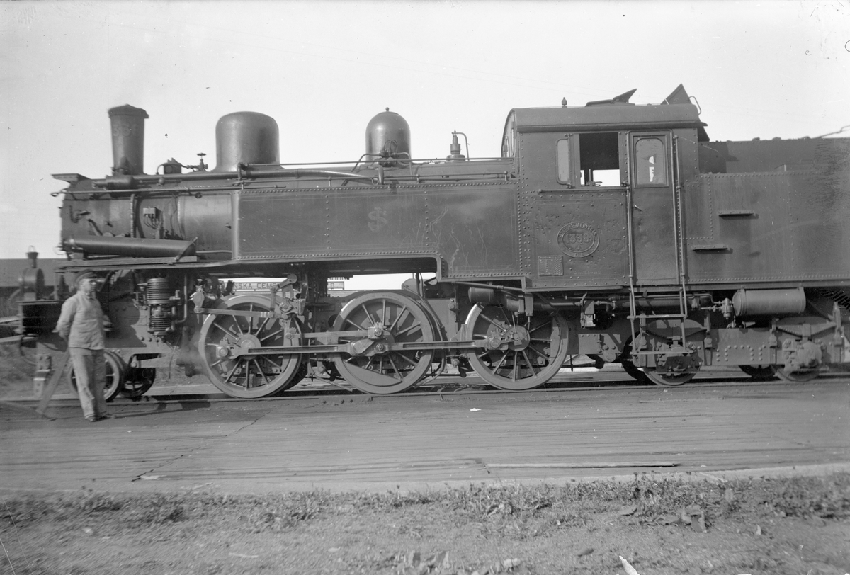 Statens Järnvägar, SJ J 1338 tillverkades för SJ av Nydqvist och Holm AB 1918.