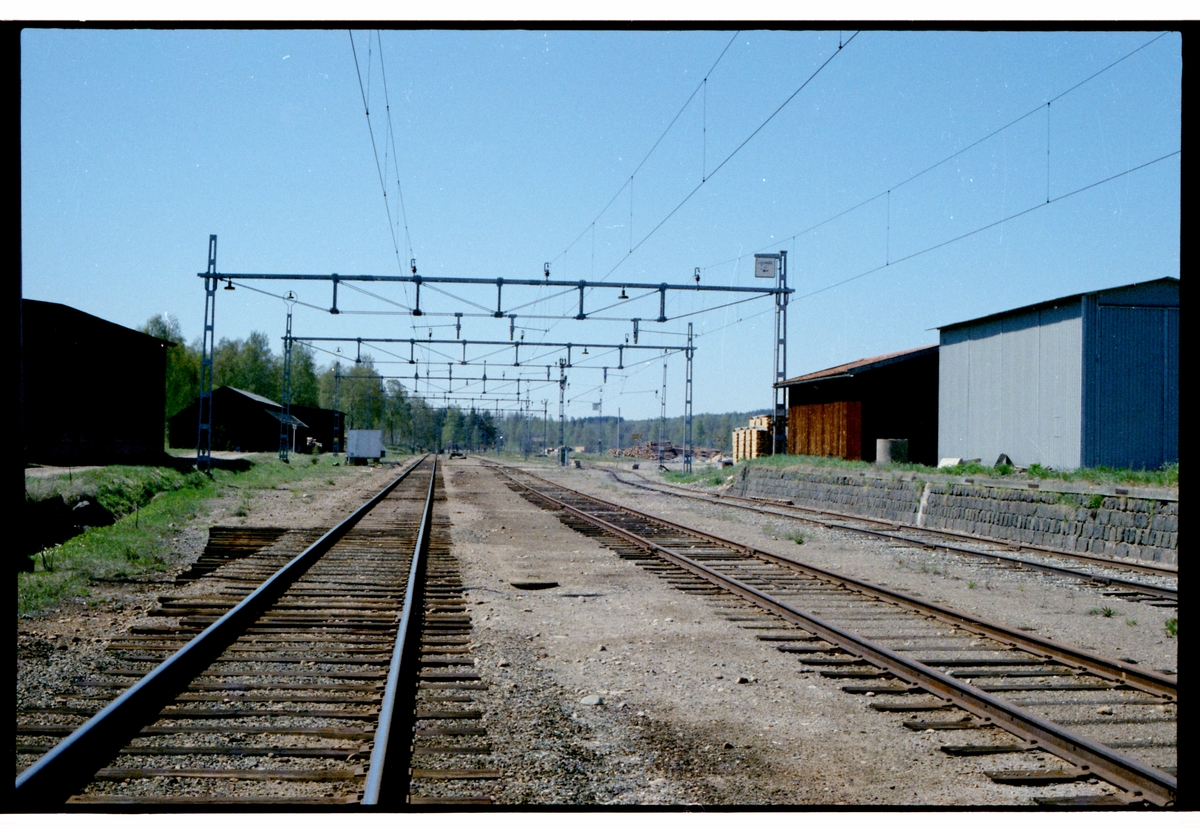 Troligen Hagge bangårdsområde beläget på linjen mellan Ludvika och Smedjebacken.