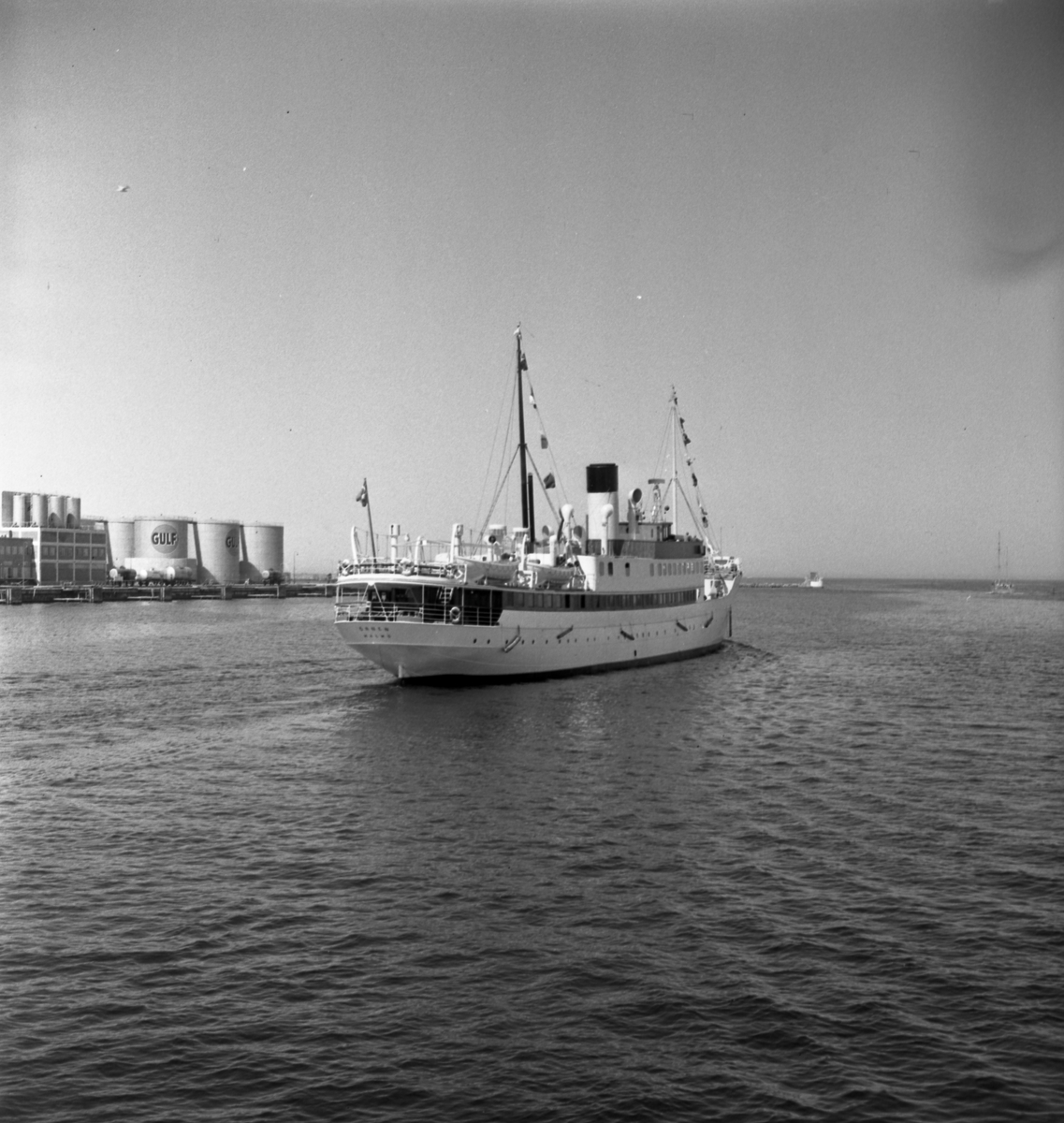 Ångfartyget S/S Örnen i Malmö hamn. Gick mellan Malmö-Köpemhamn mellan 1951-1959.