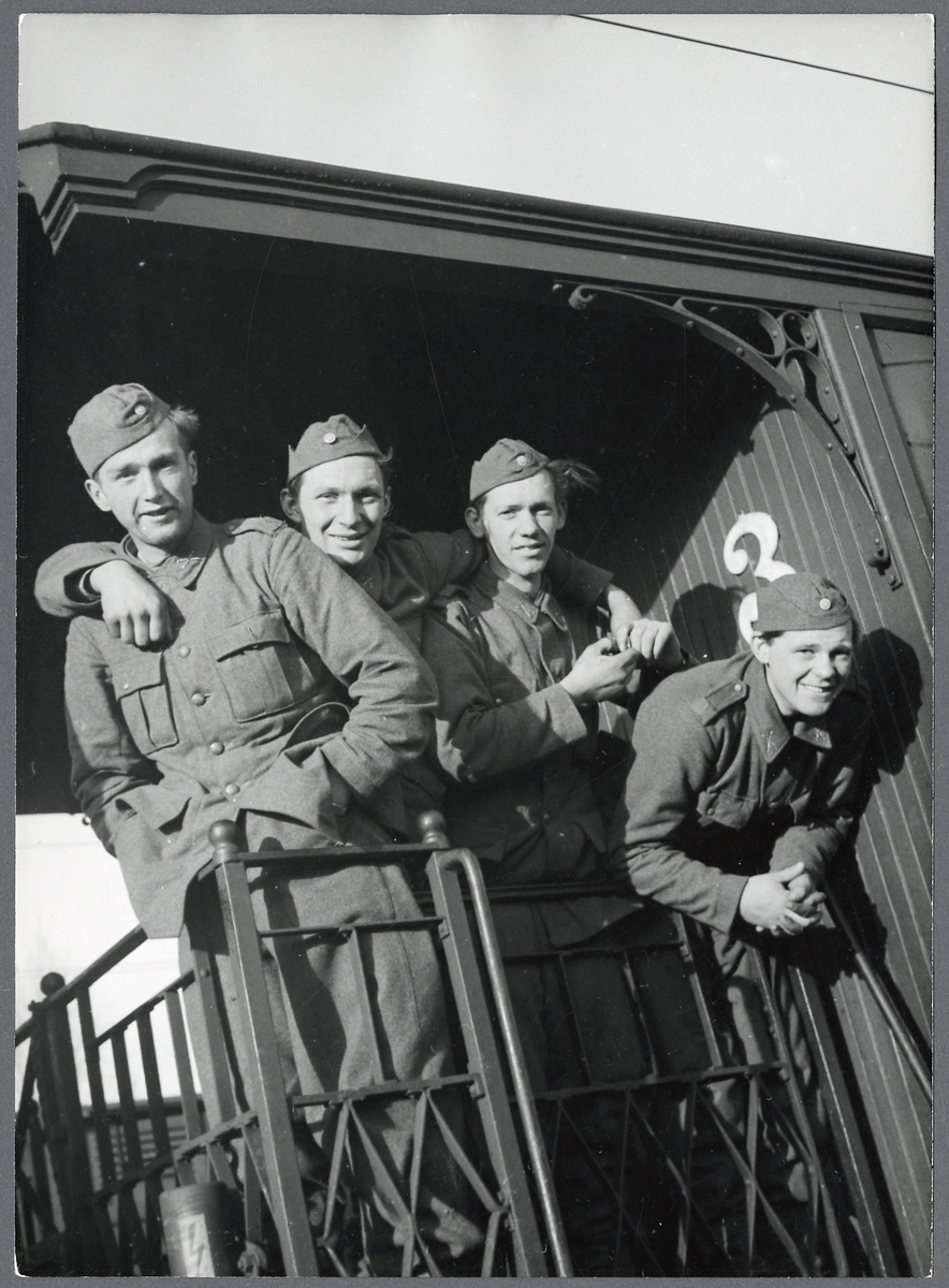 Militärtransport på linjen mellan Nässjö - Falköping.