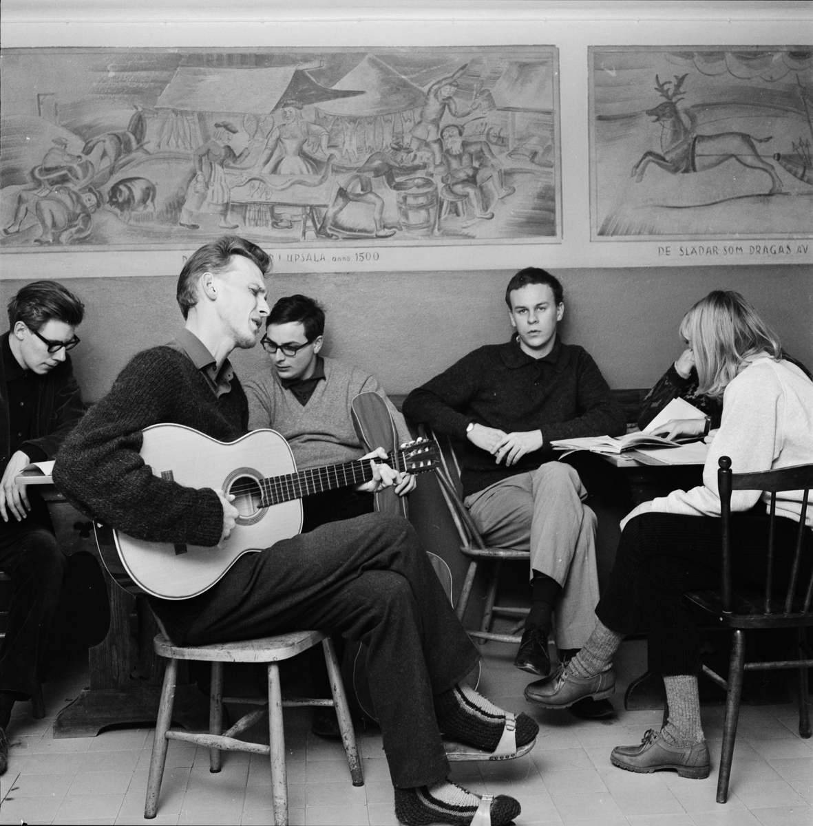 Kurs - "folksånger ger nytt innehåll åt kurs i engelska språket", Uppsala 1965