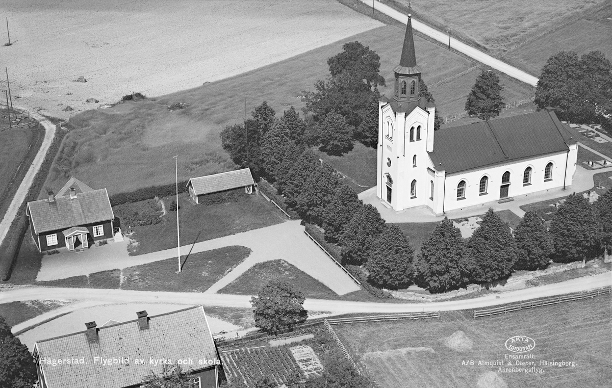 Den nya kyrkan i Hägerstad uppfördes 1864-66 efter ritningar av Carl Gustaf Blom-Carlsson. Arkitekten skapade en helt igenom nygotisk skapelse. Hans ursprungliga förslag kom inte helt att genomföras men ändå står kyrkan som ett gott exempel på tidens arkitekturuppfattning. Byggnaderna väster om kyrkan fungerade vid tiden som klockareboställe respektive socknens kyrkskola.