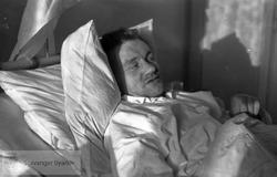 Wilhelm Andreassen sengeliggende