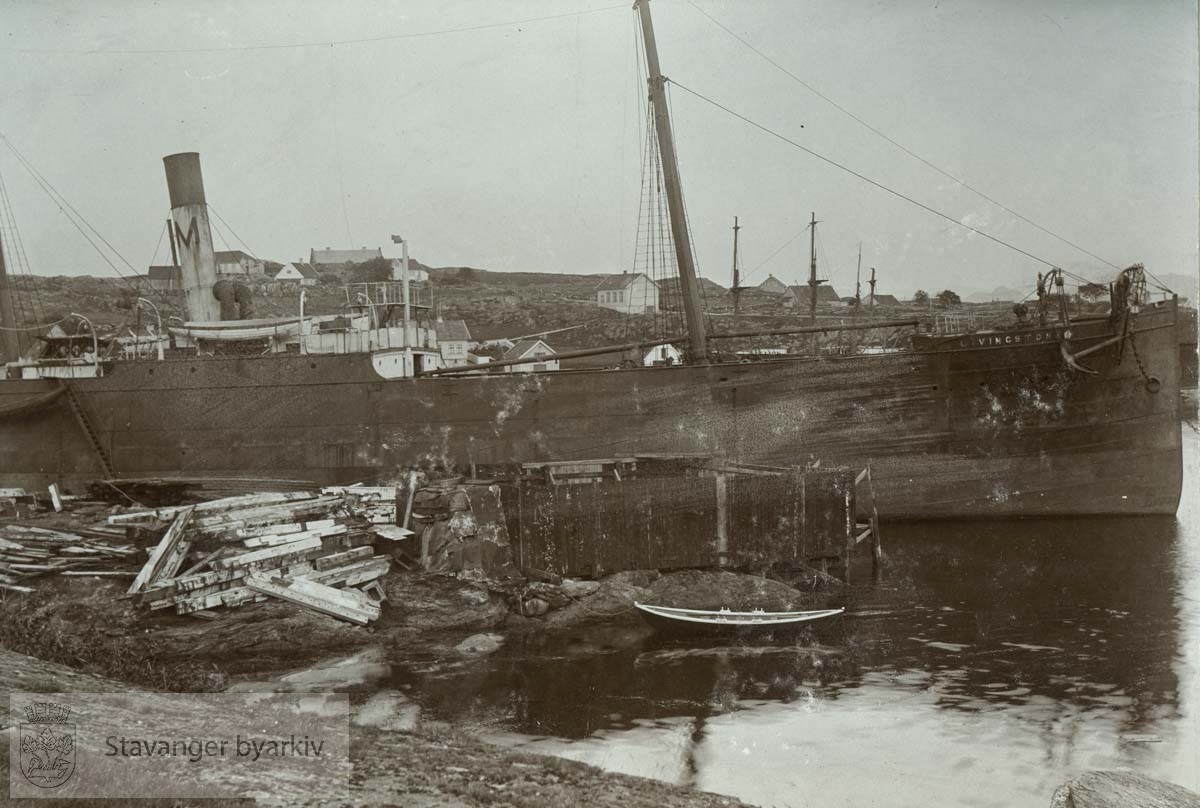 .Stavanger Skibsophugning A/S , Stavanger skipsopphugning holdt til i Nyhavn fra 1903 fram til 1957 da virksomheten ble flyttet til Grimstad.