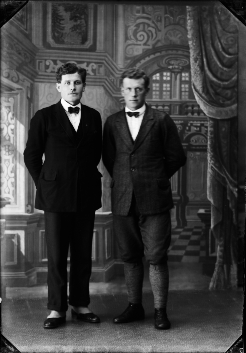 Två män, Östhammar, Uppland 1928