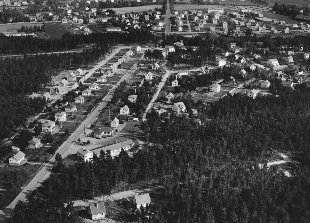 Flygfoto över Bankeryd i Jönköpings län. Nr 312/1956