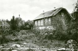 Kapellet og turisthotellet i Boris Gleb på 1930-tallet. Hote
