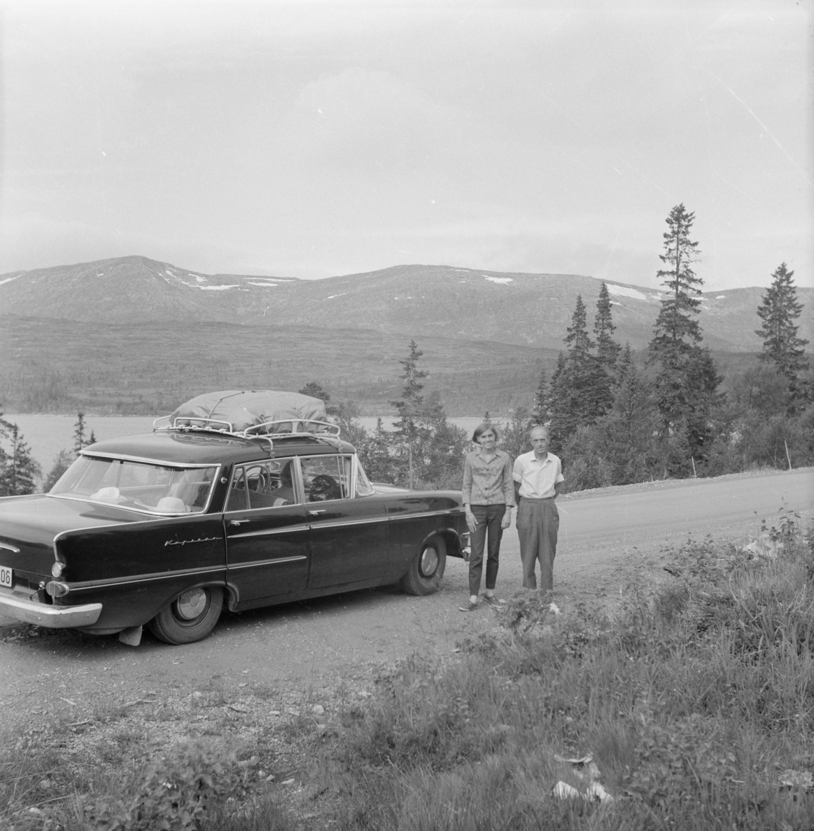 Ferietur i Nordland med Opel Kapitan